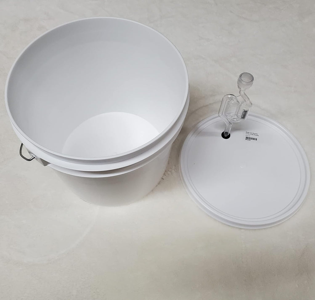 2 Gallon Primary Fermenter with Lid and Airlock