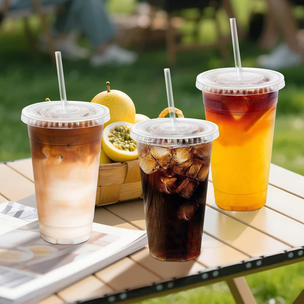 100 Pack 20 oz Disposable Clear Plastic Cups with Lids and Straws