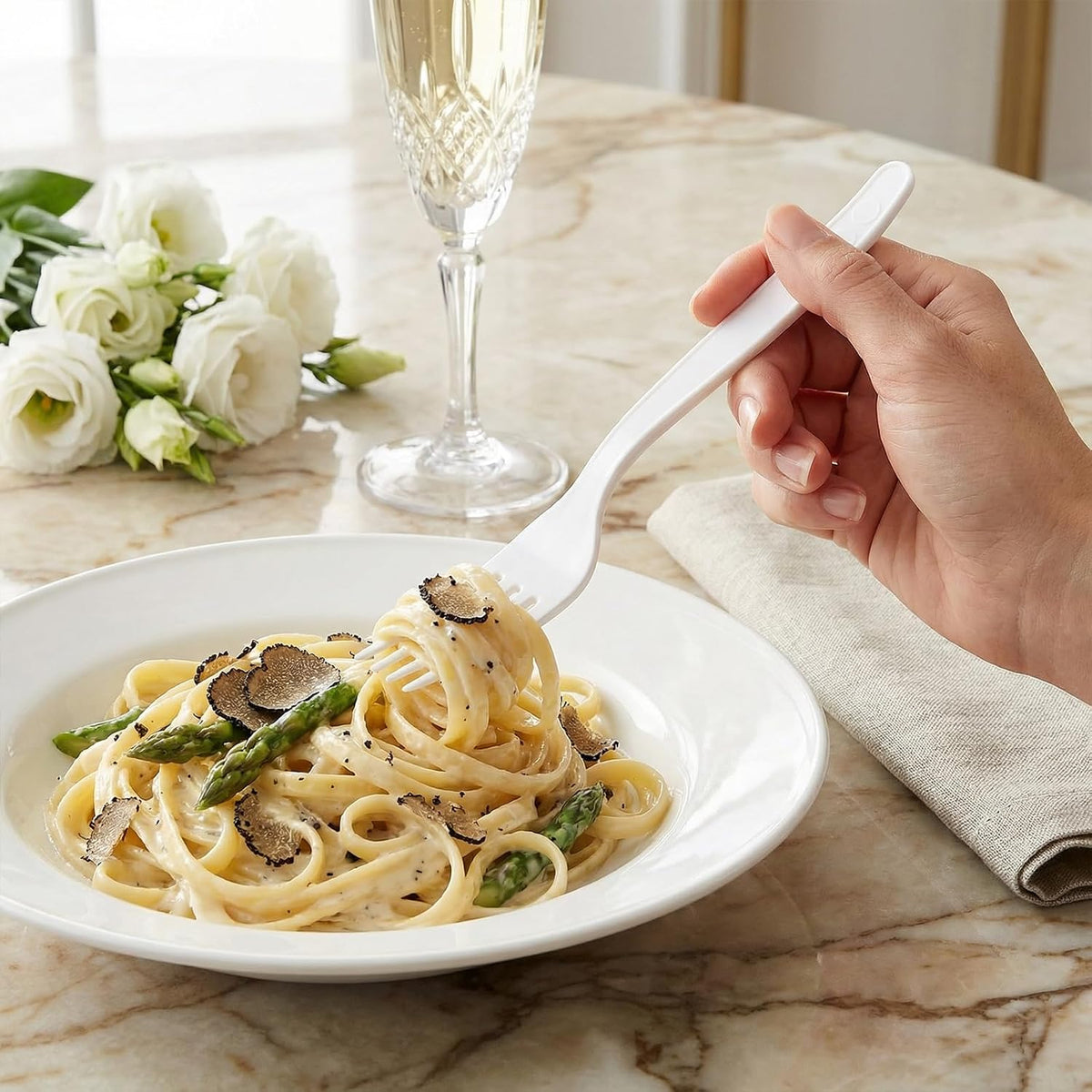 1000 Count White Plastic Forks Heavy Duty