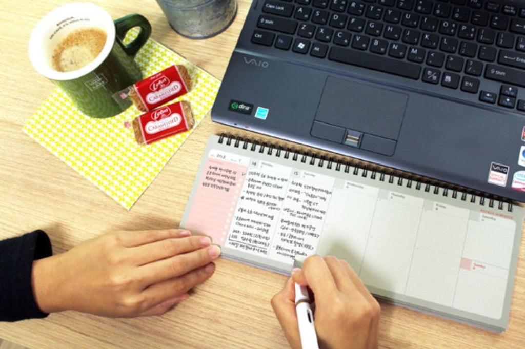 Brilliant 2021 Weekly Planner - Wirebound Undated Gray Desk Planner (12 X 4.4 inches)