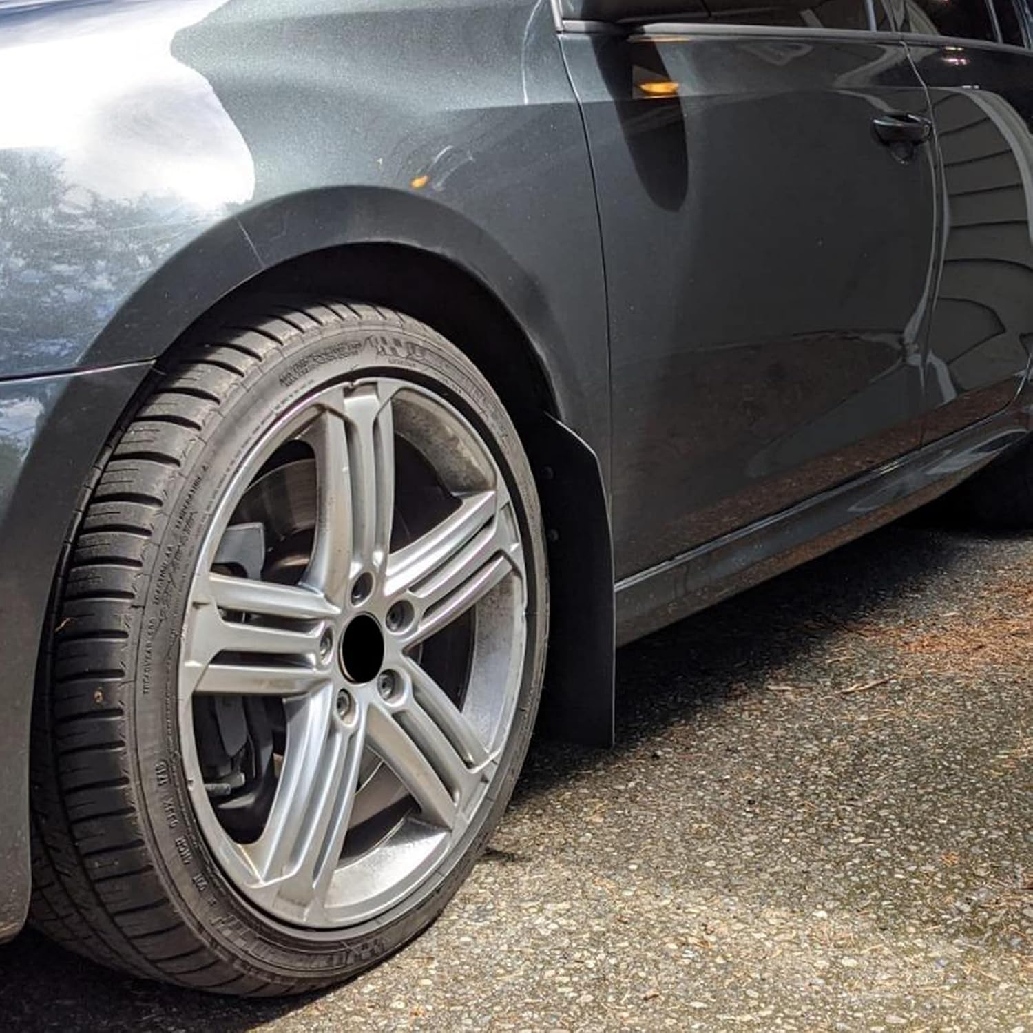 Car Mud Flaps Universal Fit Black Splash Guards (4 Pack) with 20 Pieces 6mm Fastener Rivet Clips