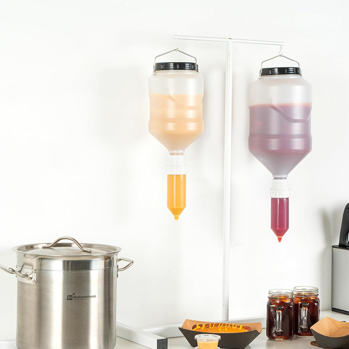 3L Hanging Condiment Pump Dispenser, Squeeze Nozzle, 1 Ct