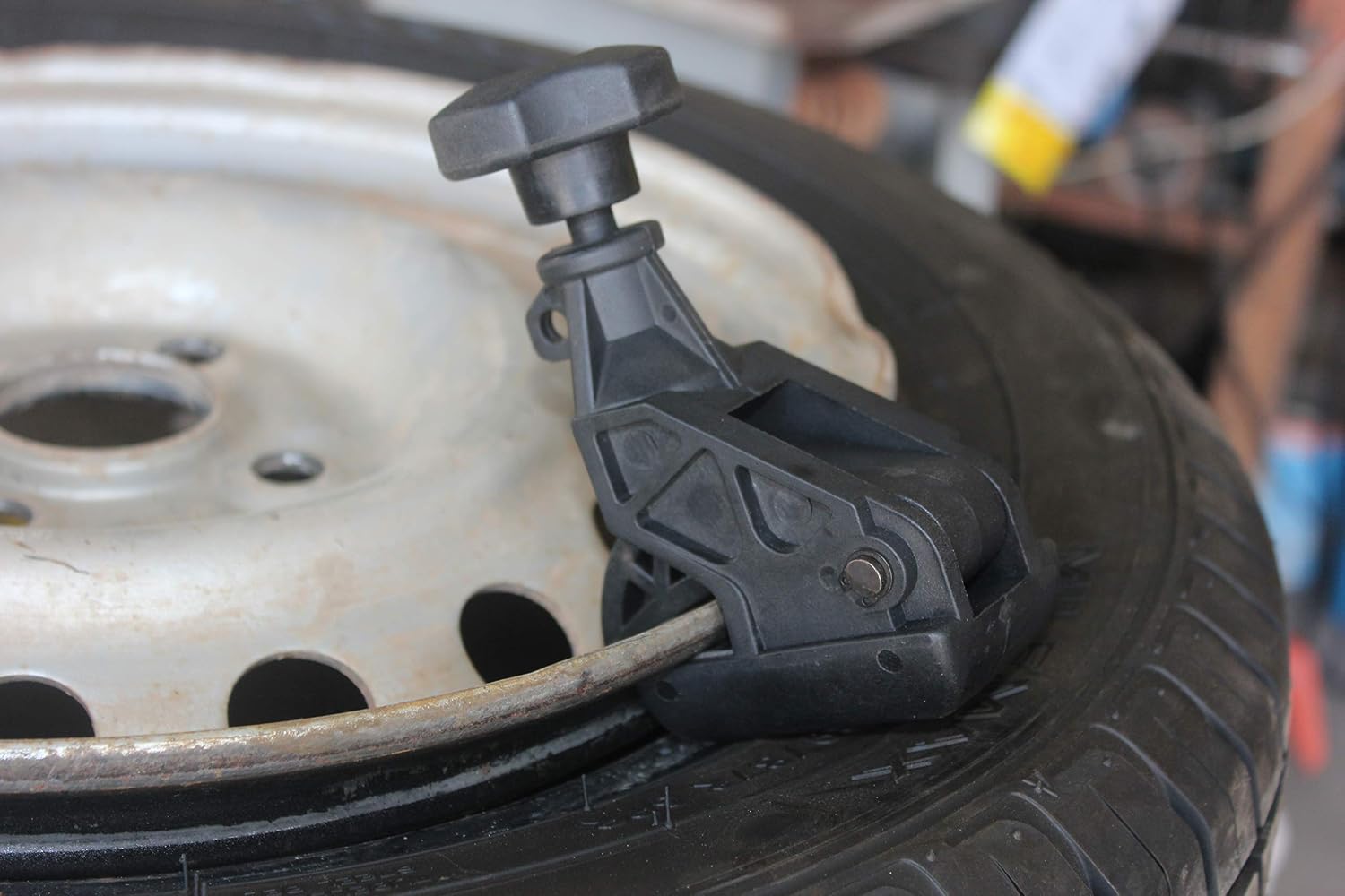 BESTOOL Manual Tire Bead Breaker with Bead Clamp for ATV & Tractor Tires