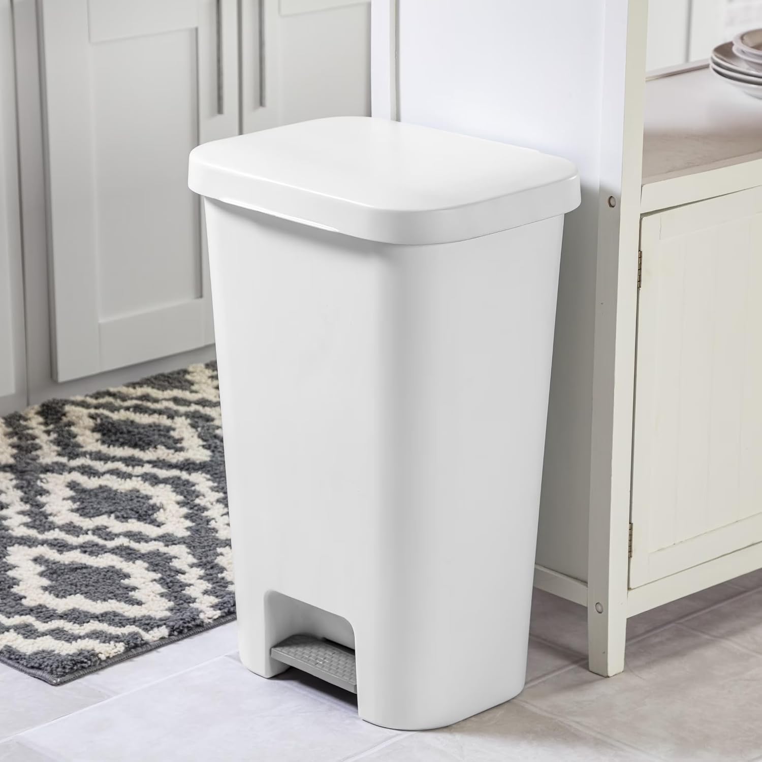 Large Kitchen Trash Can, 11.9 Gallon Plastic Garbage Bin with Step Lid, White, Hands-Free Foot Pedal, Fits Standard