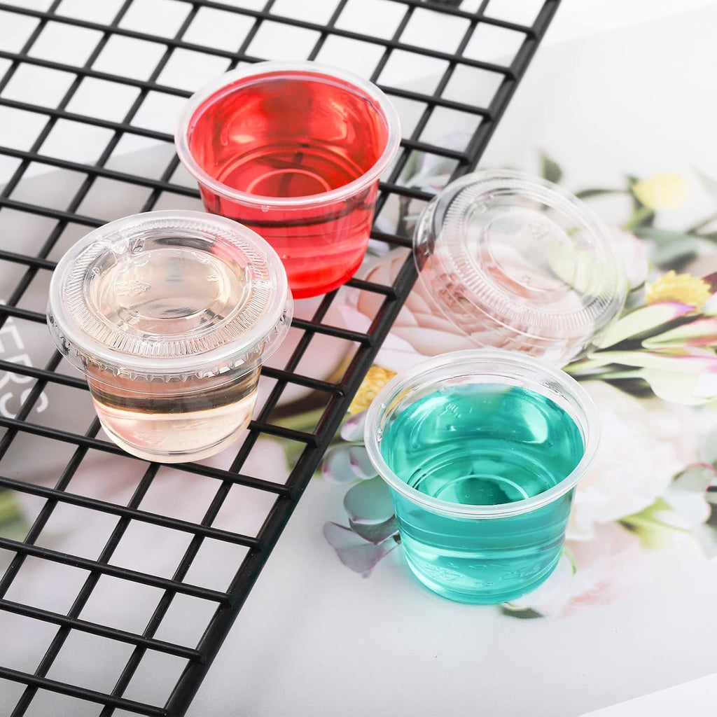 600 Sets 1 Oz Disposable Portion Cups with Lids, Clear Jello Shot Cups, Plastic Souffle Portion Cups, Sampling Cups