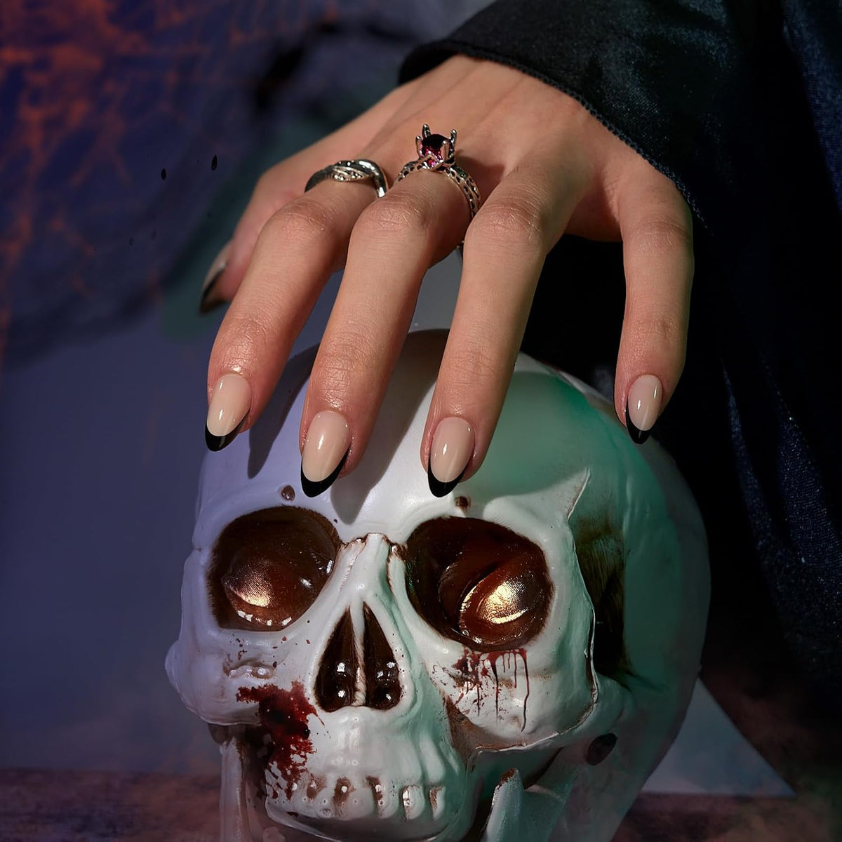 Halloween Press On Nails, French Tip Almond Nails, 32 Pcs Full Kit
