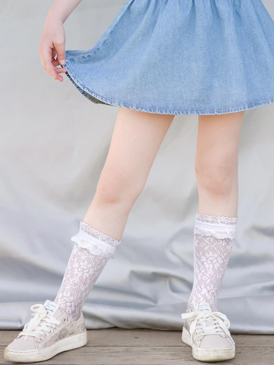 4 Pairs Little Girl Knee High Socks Kids Lace Long Socks with Ruffle Stocking for The First Communion 5-12 Years Old