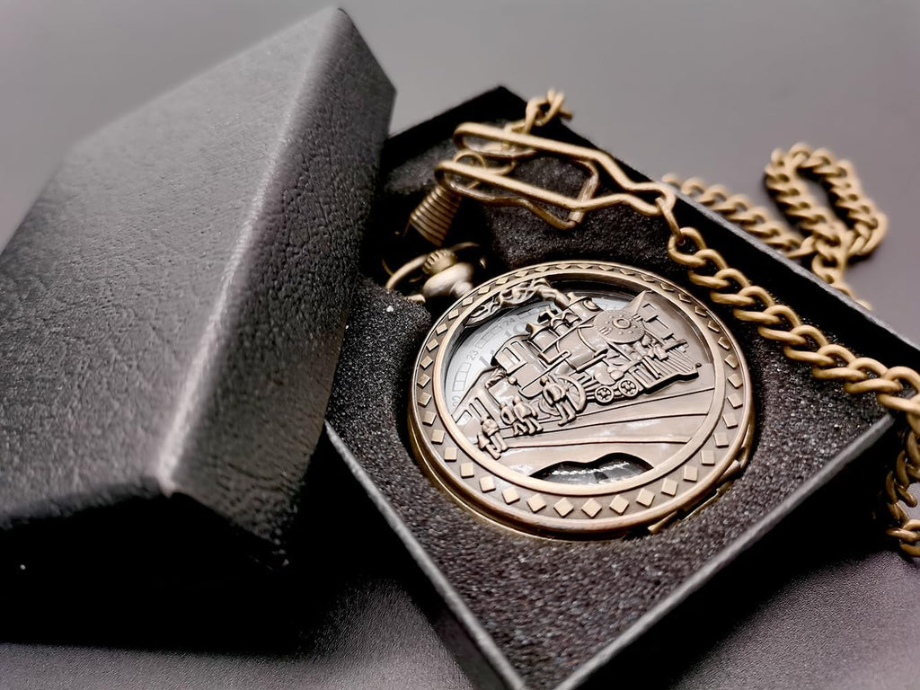 Top Fashion Watches Vintage Bronze Steam Train Mens Quartz Gift Pocket Watch with Chain