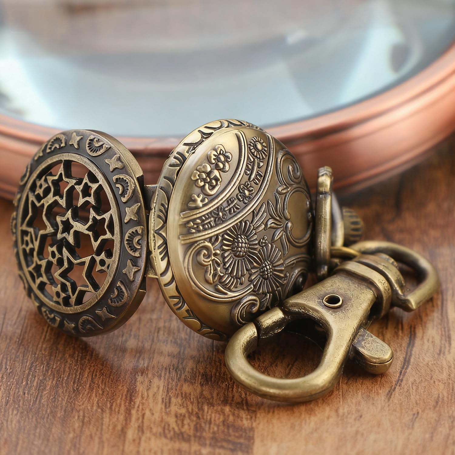 Star Hollow Design Men's Quartz Pocket Watch, Vintage Souvenir Gift Keychain and Chain Dual-Use Pocket Watch