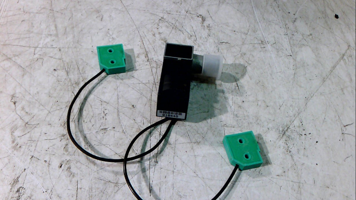 Pepperl & Fuchs Inductive Proximity Sensor DC 906154