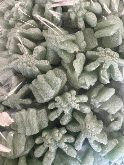 FunPak Packing Peanuts Marijuana Leaf Shape MiniPack .6 cu ft Biodegradable