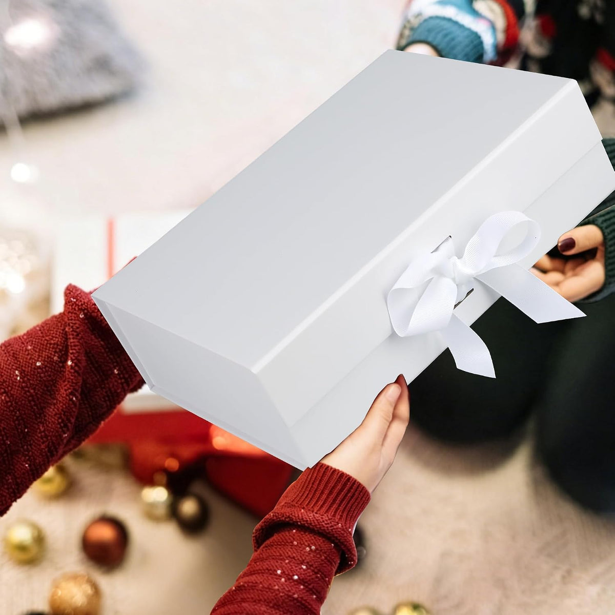 13"x9"x4" Large White Magnetic Gift Box with Lid and Ribbon