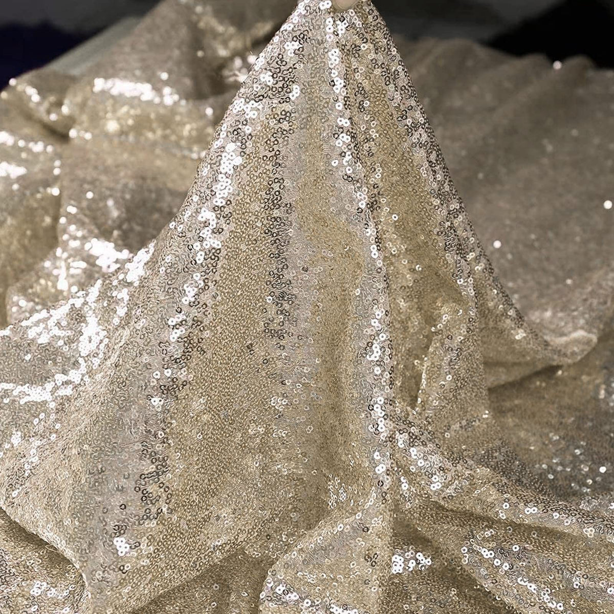 132 Inch Round Champagne Sequin Tablecloth