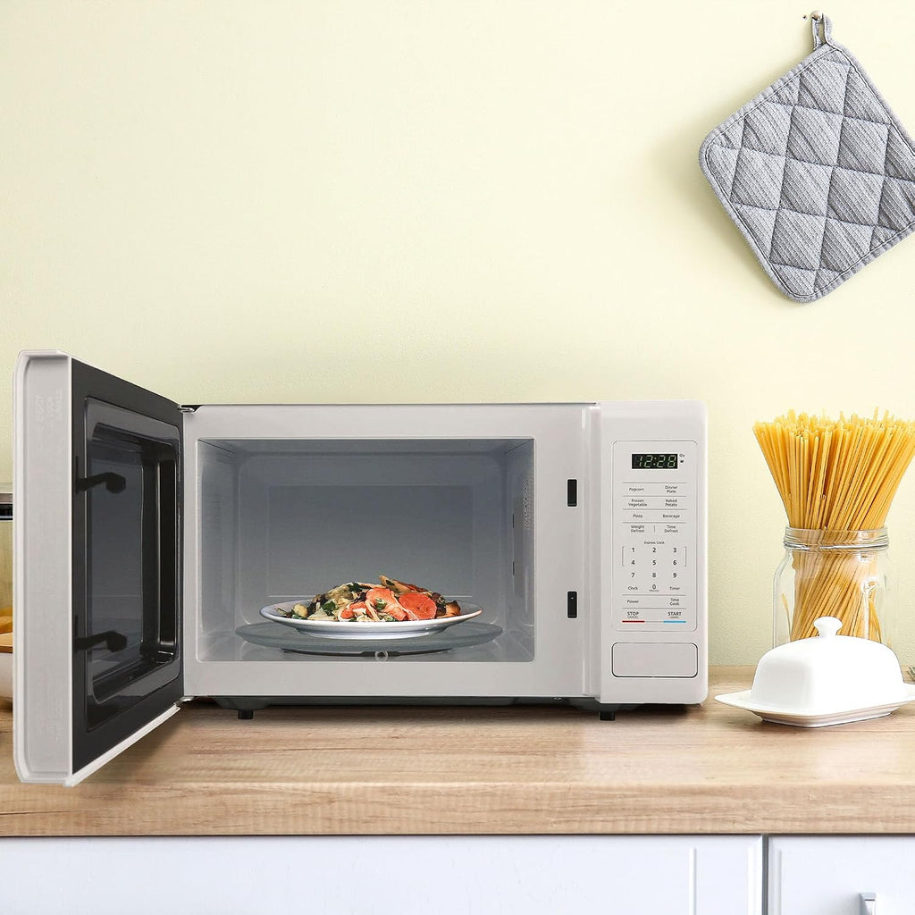 0.9 cu. ft. 900 Watt Countertop Microwave in White