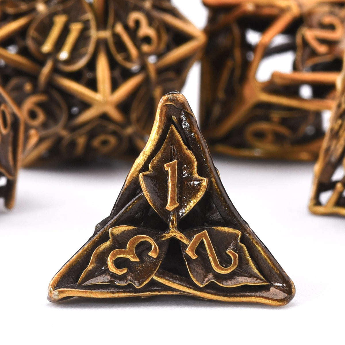 Metal RPG Dice Set 7 Pcs Leaf RPG Dice Hollow Polyhedral Metal Dice