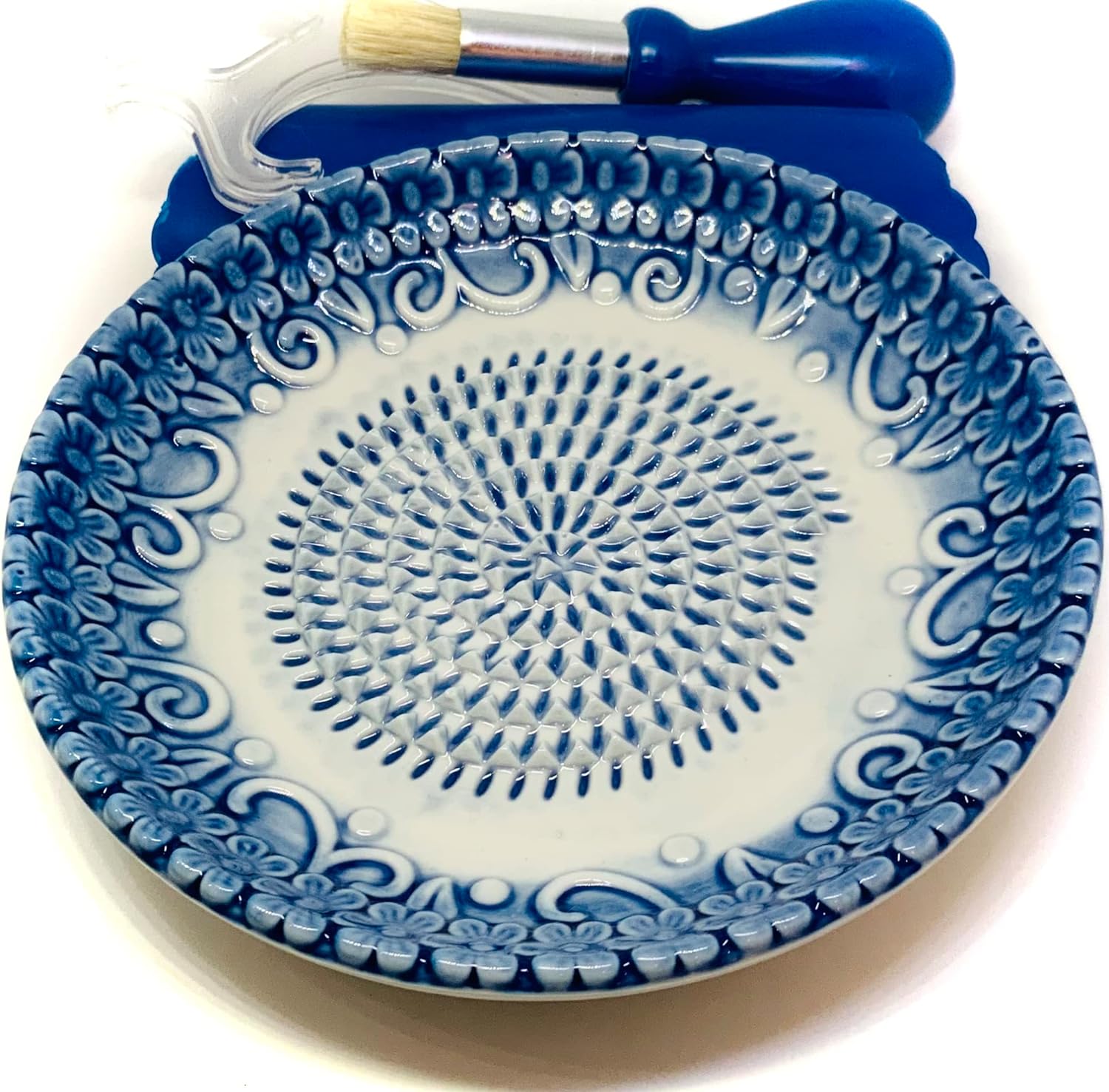 All-in-one Premium Ceramic Garlic Grater Plate 4-Piece Set - Blue Embossed Design and Style - For Garlic, Ginger