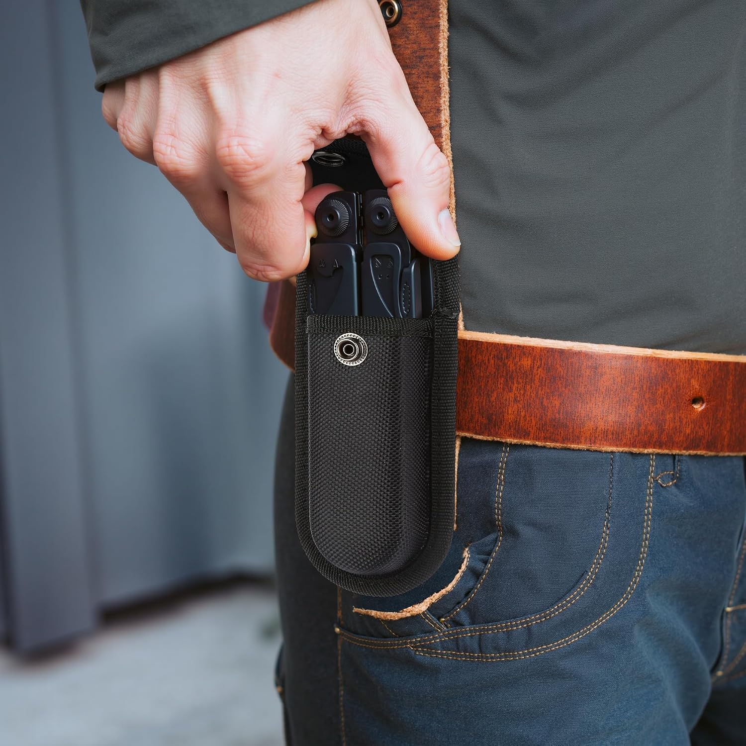 Nylon Pocket Knife Holder, Folding Knife Sheath with Snap Closure & Belt Loop, Vertical/Horizontal Knife Case for