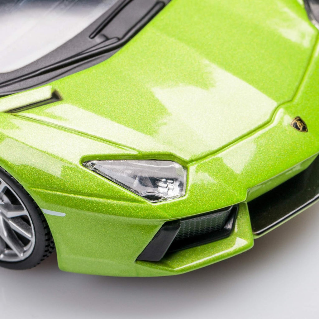 Assembly Line Lamborghini Aventador Roadster Die Cast Model Kit (1:24 Scale), Colors May Vary