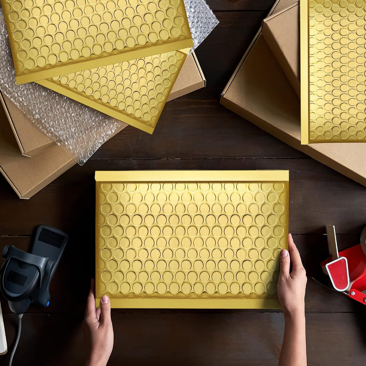 Gold Bubble Mailers 6x10 "50 Pack Durable Metallic Bubble Envelopes