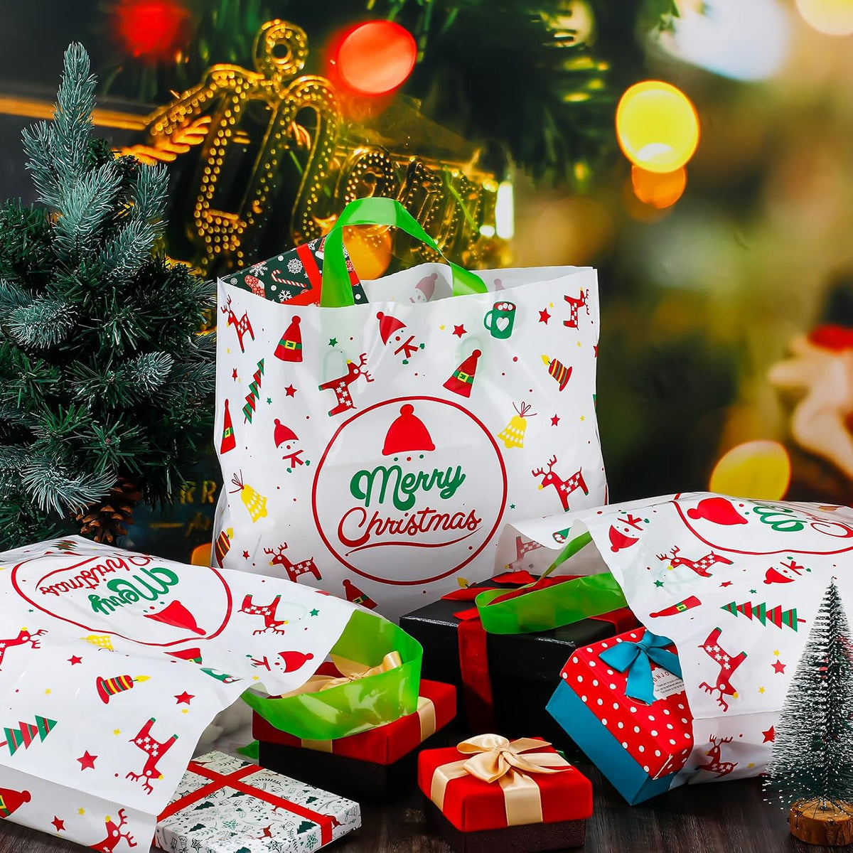 200 Pcs Large Christmas Gift Bags Plastic with Handles Reusable