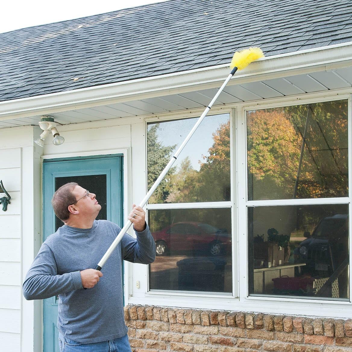 GRIXX Telescopic Gutter Brush, Extendable Gutter Cleaner Tool for Removing