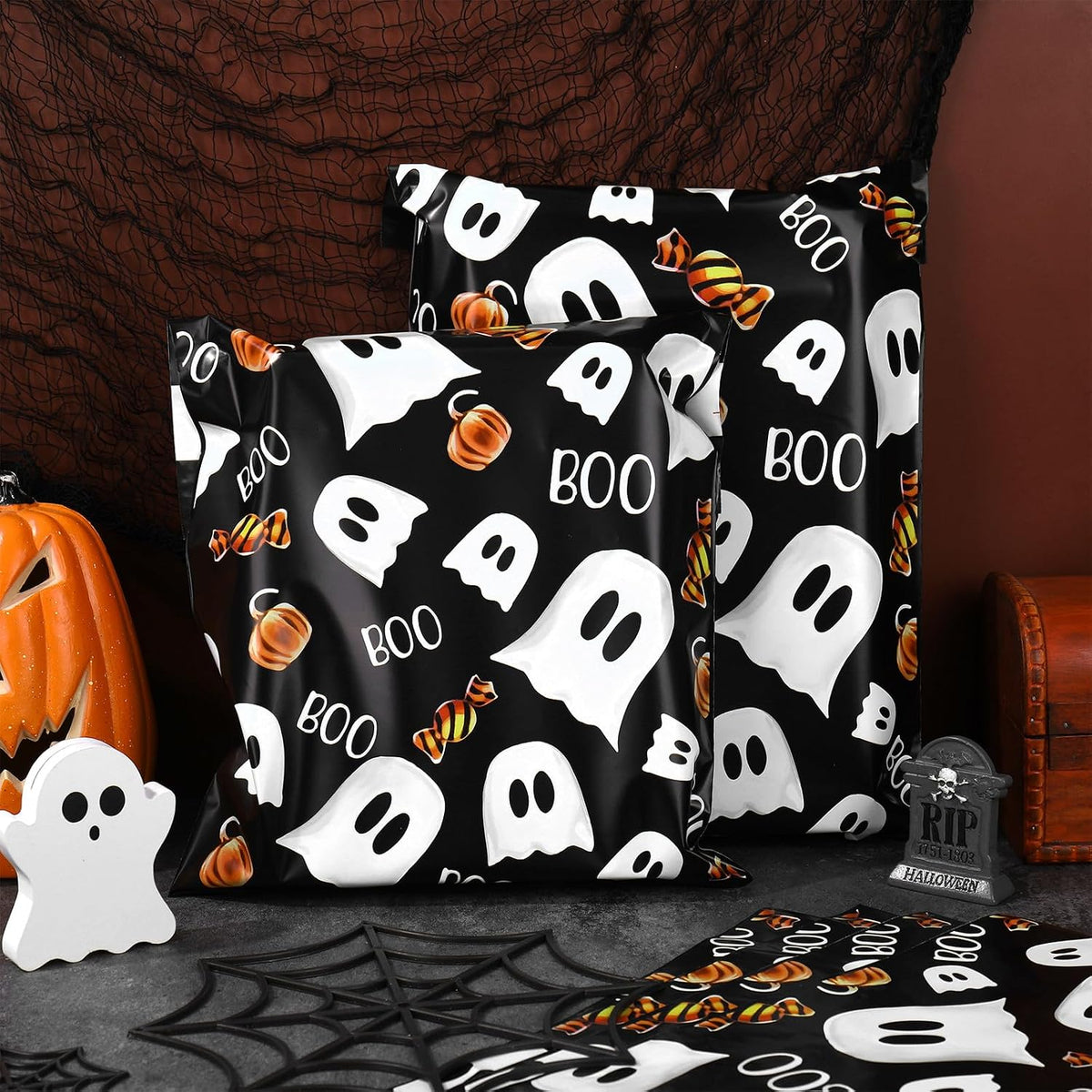 100 Pcs Halloween Poly Mailer 10 x 13 Inch Black Ghost Pumpkin Candy Mailing Bag Self-Sealing Plastic Packaging