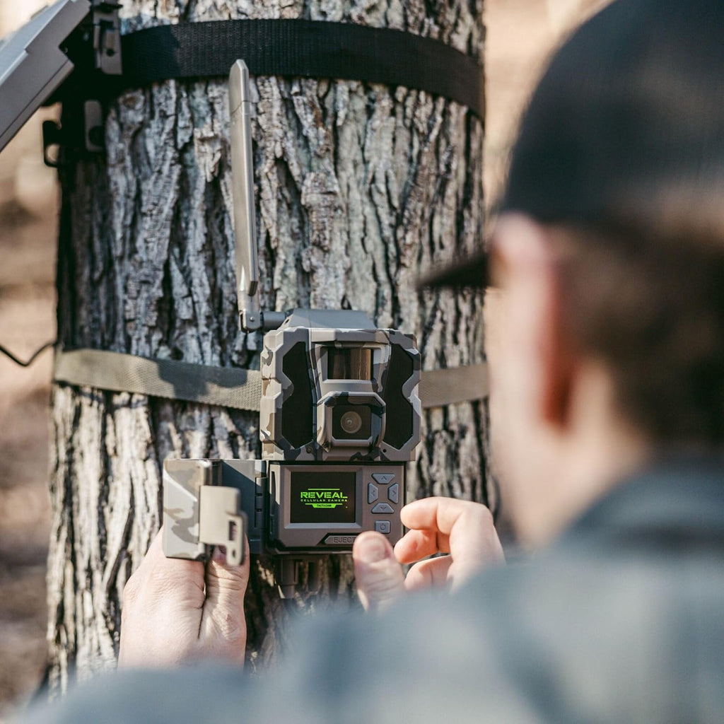 Reveal Ultra Cellular Trail Camera – 4K Photo, 1080P Video, Live Streaming, GPS, Low-Glow/No-Glow Flash, LTE –