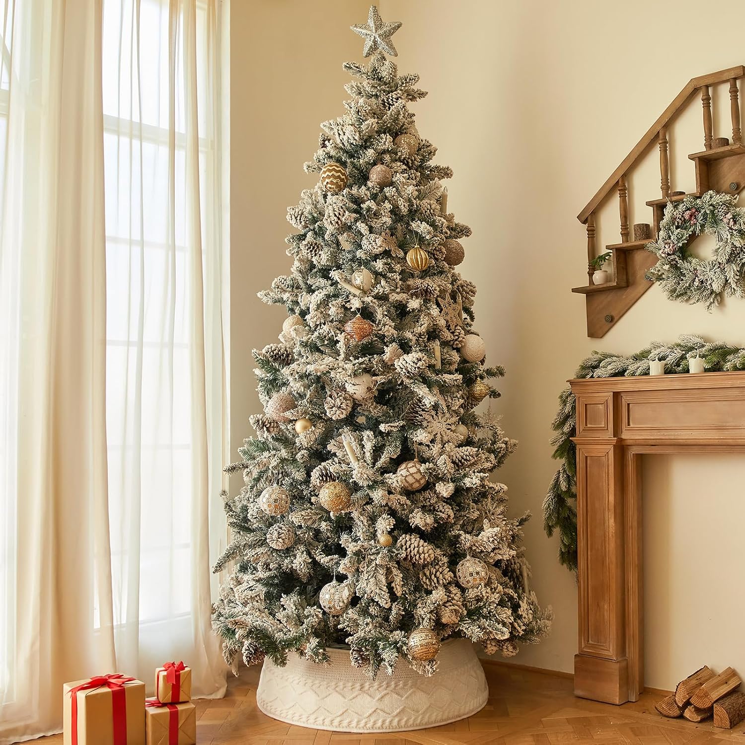 Knit Christmas Tree Collar, Christmas Tree Skirt, Cream, 23-30 in | Thick cream-white knit, adjustable 23-30 in, 10