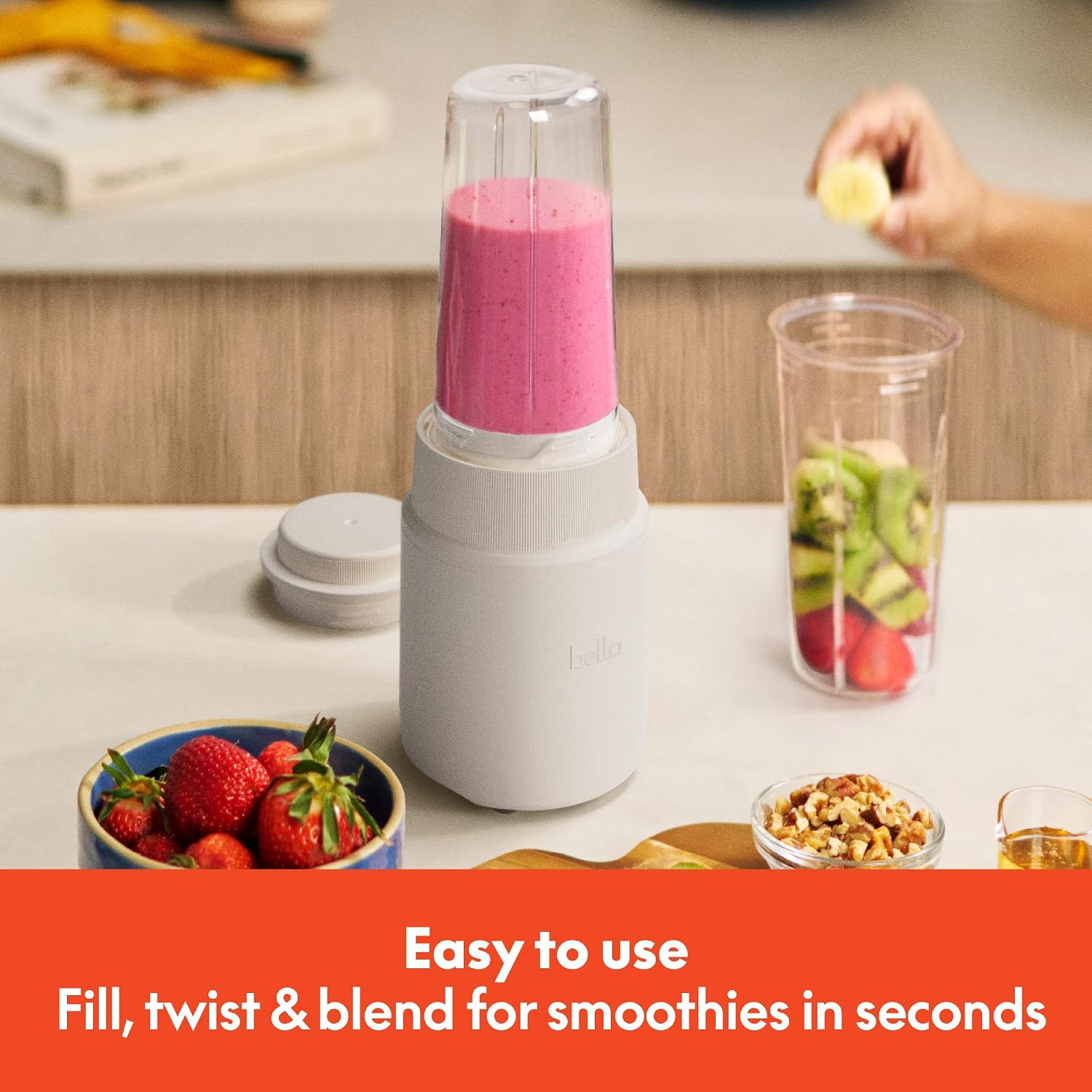 Rocket Blender 6-Piece Set with Stacking Cups, Oatmilk