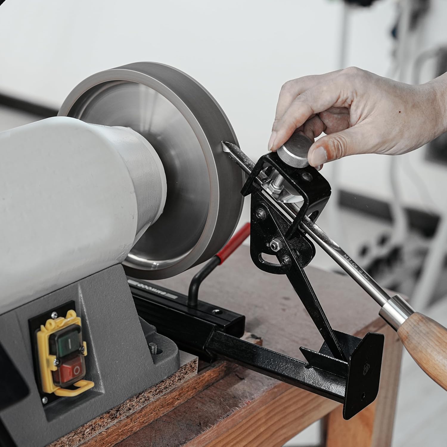 Lathe Tool Sharpening Jig, Multi-Grind Jig for Grinders, Woodturning Chisels and Tools, Sharpening Gouges, Chisels