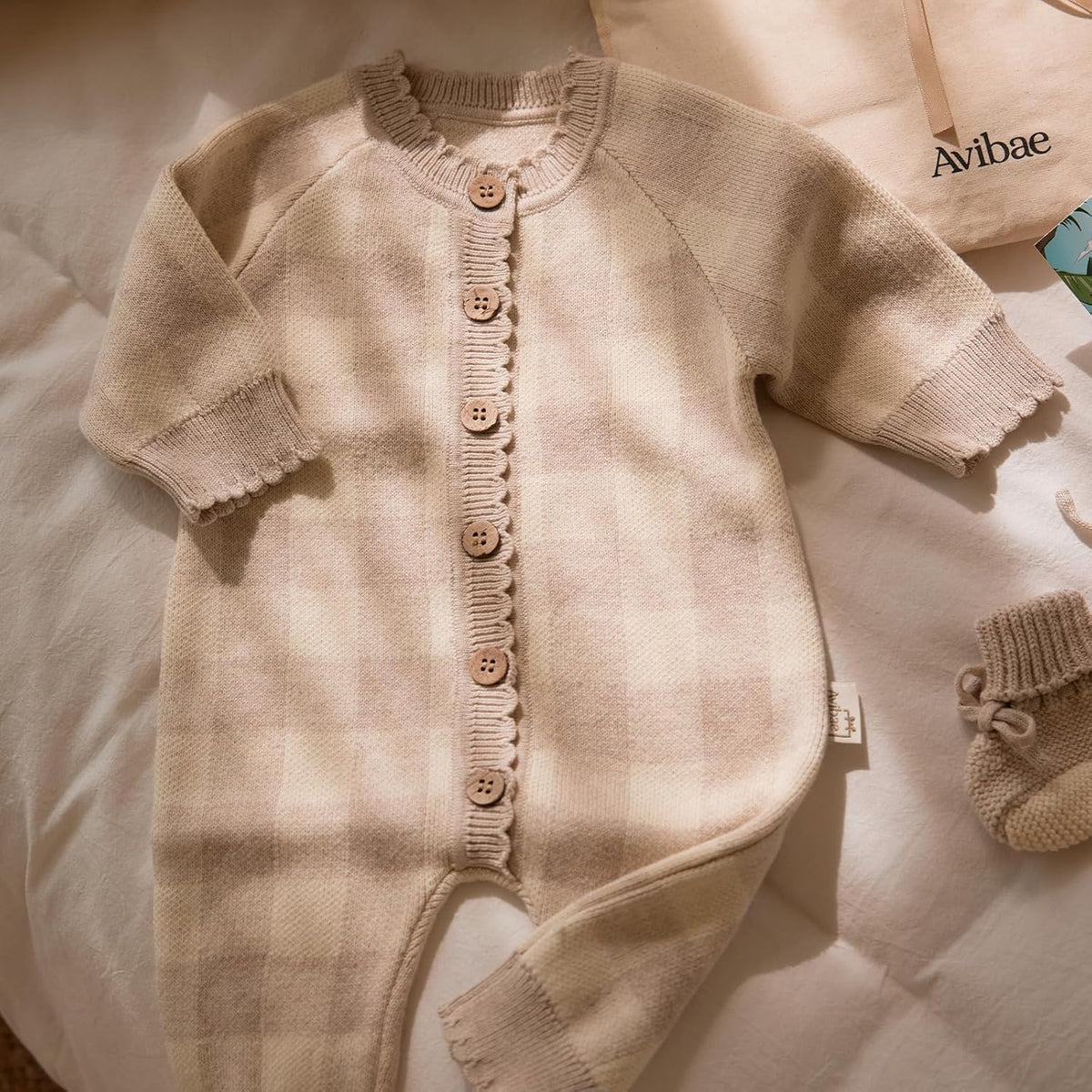 3-Piece Cotton Newborn Baby Set with Knit Outfit, Hat, Booties