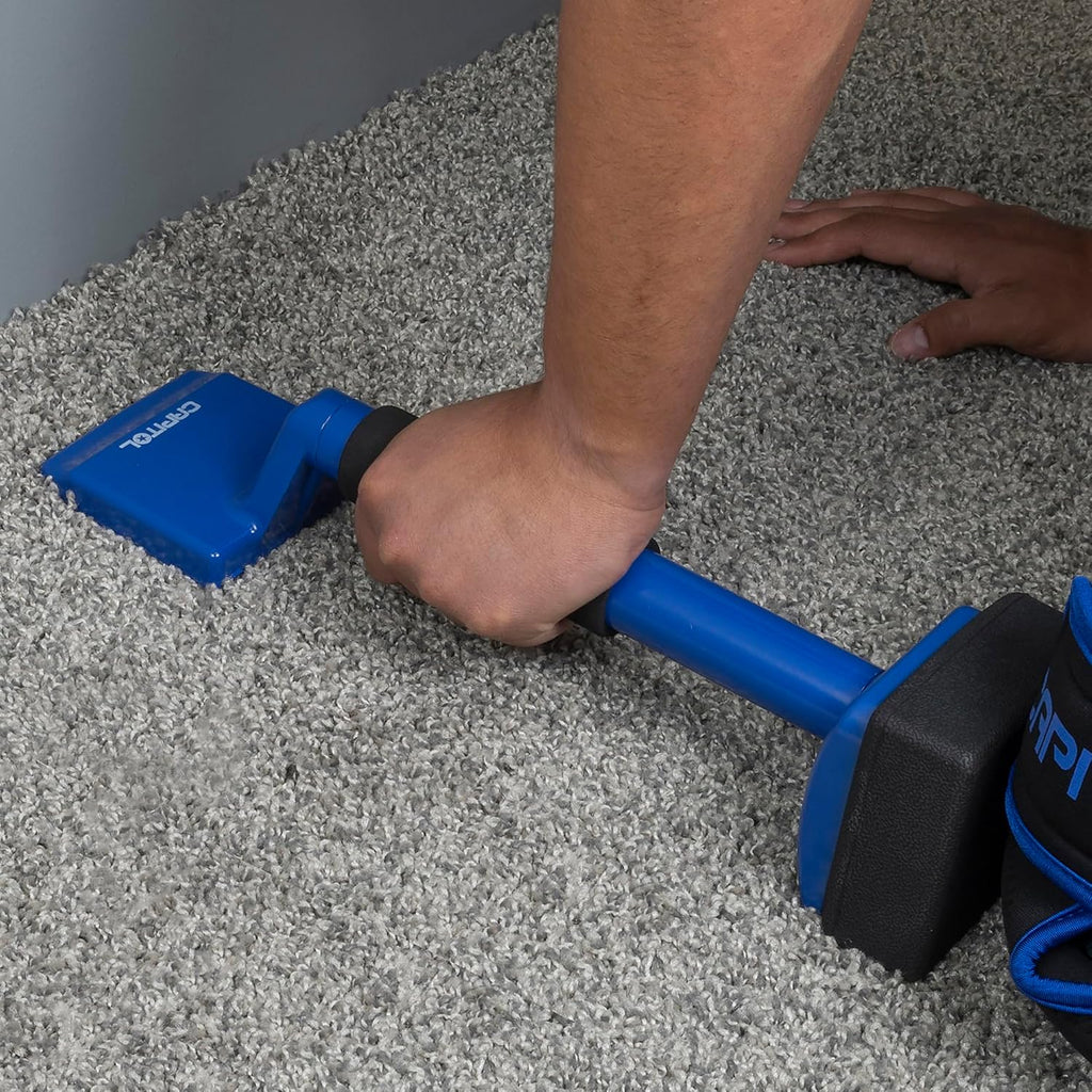 Compact Knee Kicker