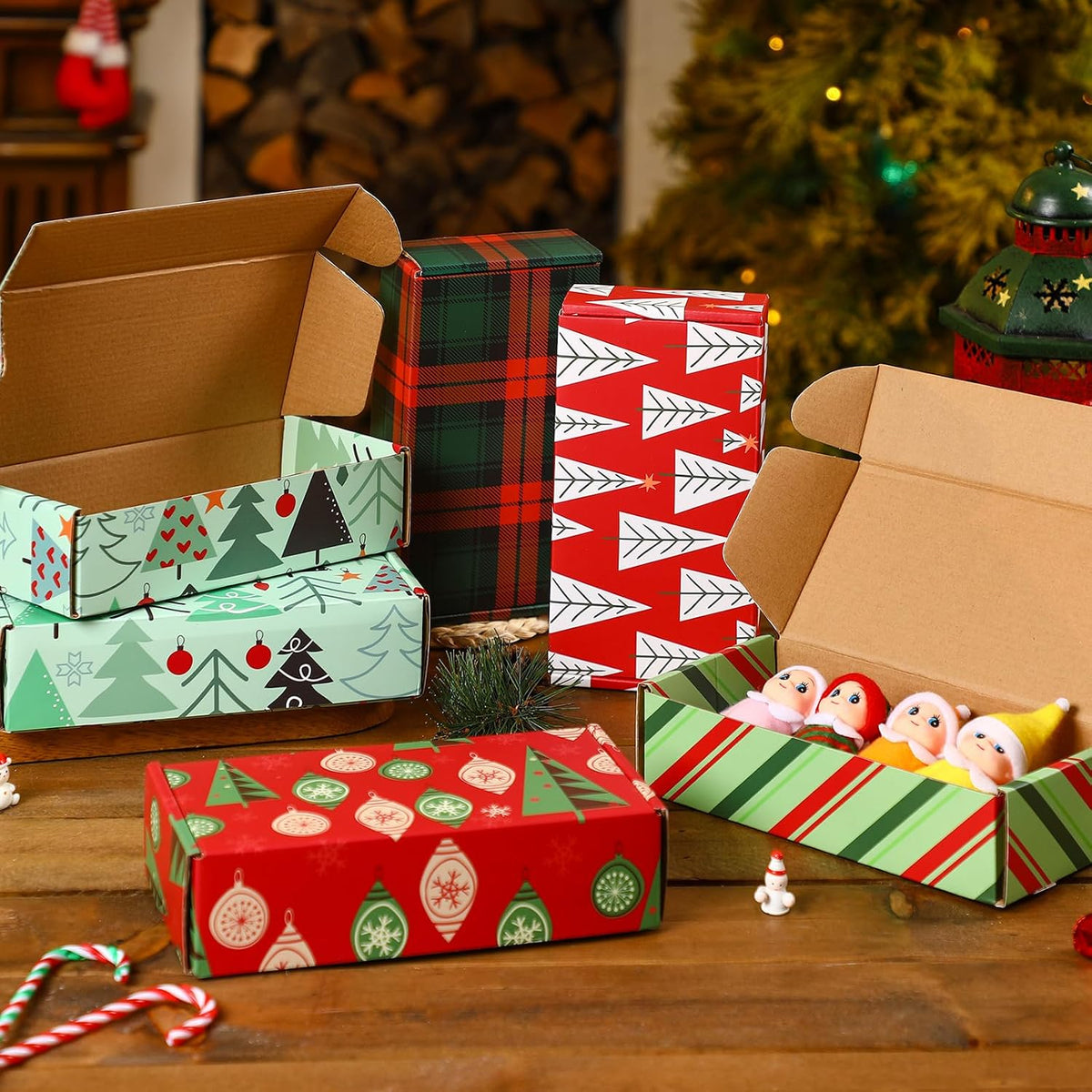 25 Pcs Christmas Gift Boxes Bulk, 4 x 8 x 2 Inch, Classic Style