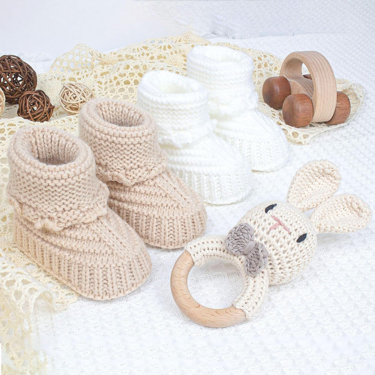 Baby Booties Handmade Baby Shower Gift Set Newborn First Walkers Cozy Booties for Infant Boy Girl 3 Pieces