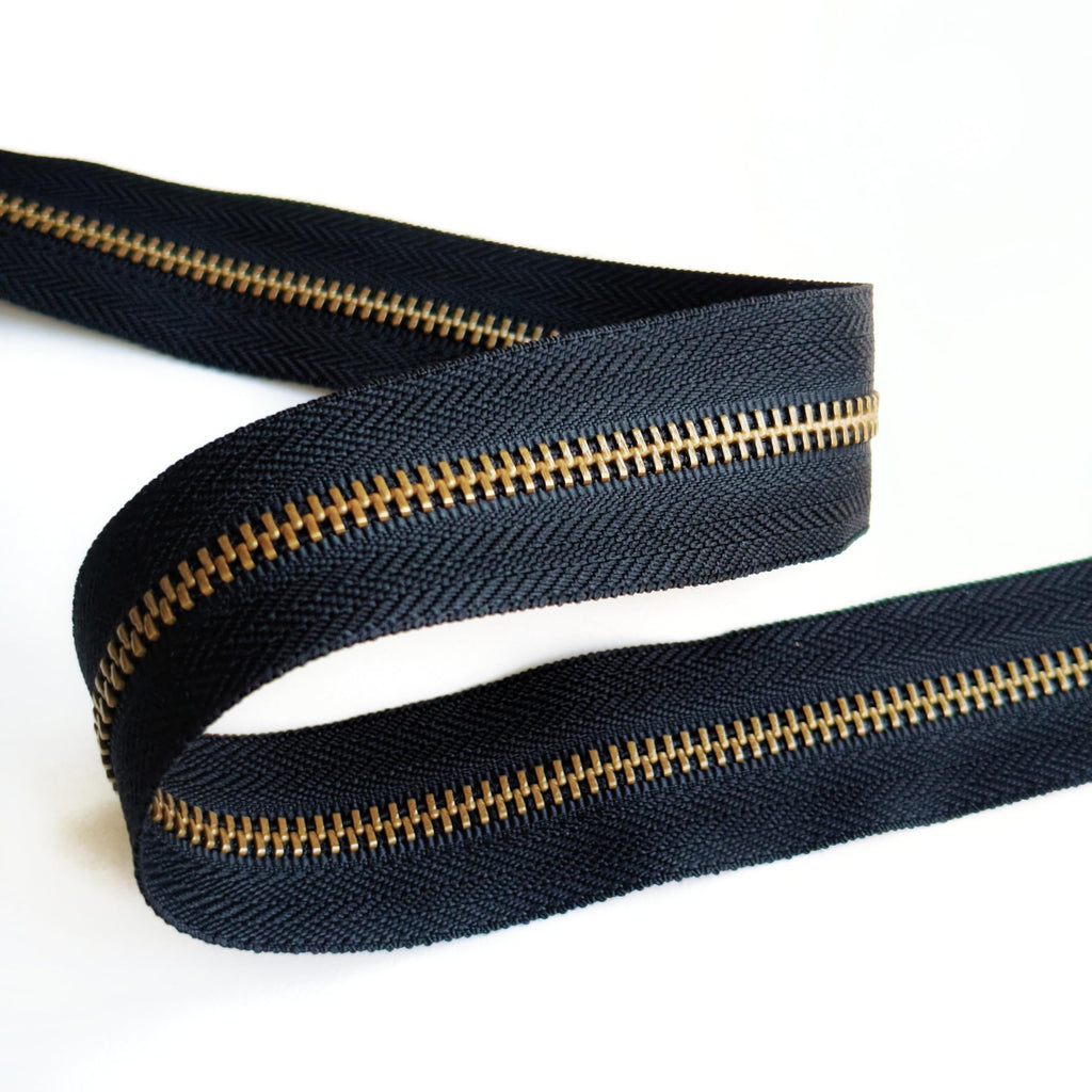 #5 Black Copper Teeth Zipper by the Yard 5 Yard Kit