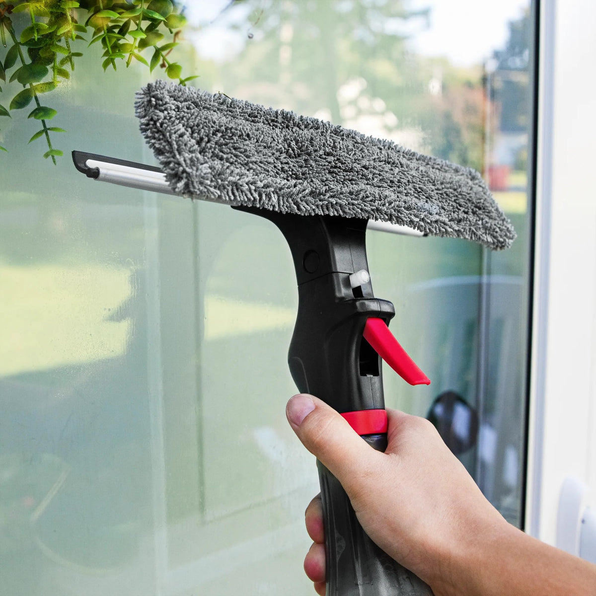 Libman 3-in-1 Window Squeegee Spray Tool – Spray Bottle with Microfiber Scrubber and Rubber Blade – All-in-One Glass