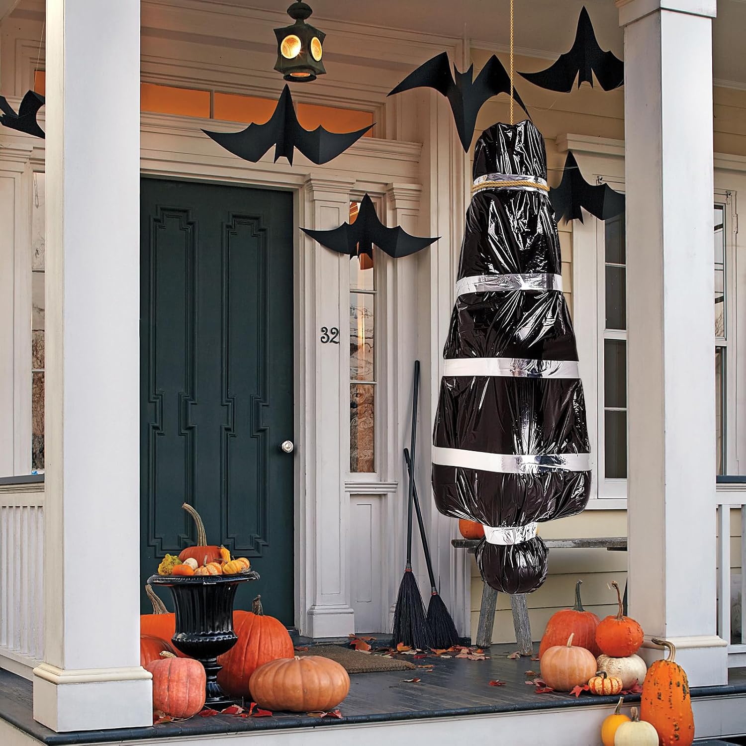 5ft Life-Size Hanging Corpse Body Prop, Scary Fake Corpse in Bag, Inflatable Hanging Dead Body, Indoor Outdoor