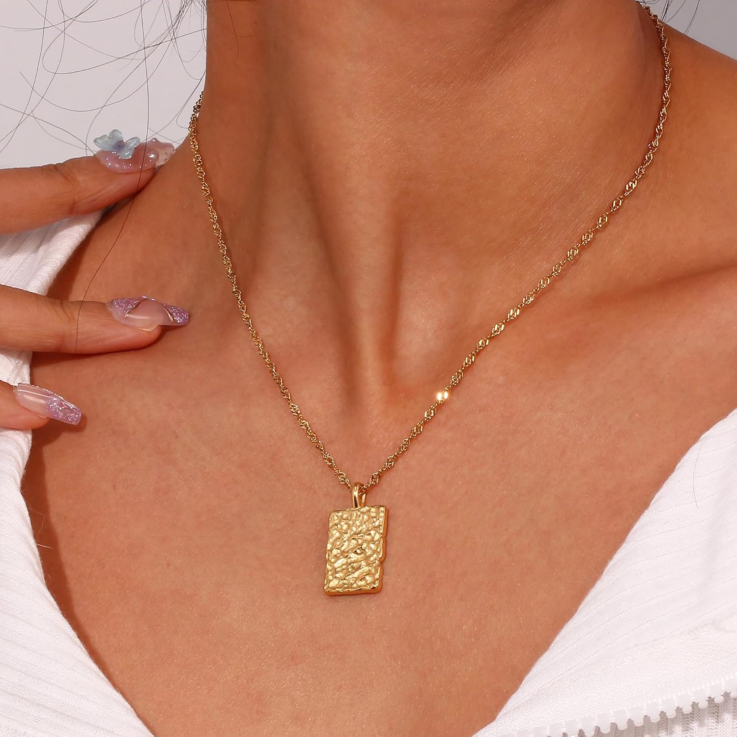 Big Disc Square Pendant Necklaces for Women,Geometric Pendant Chain Necklace Cute Dainty Tag Necklaces for Women