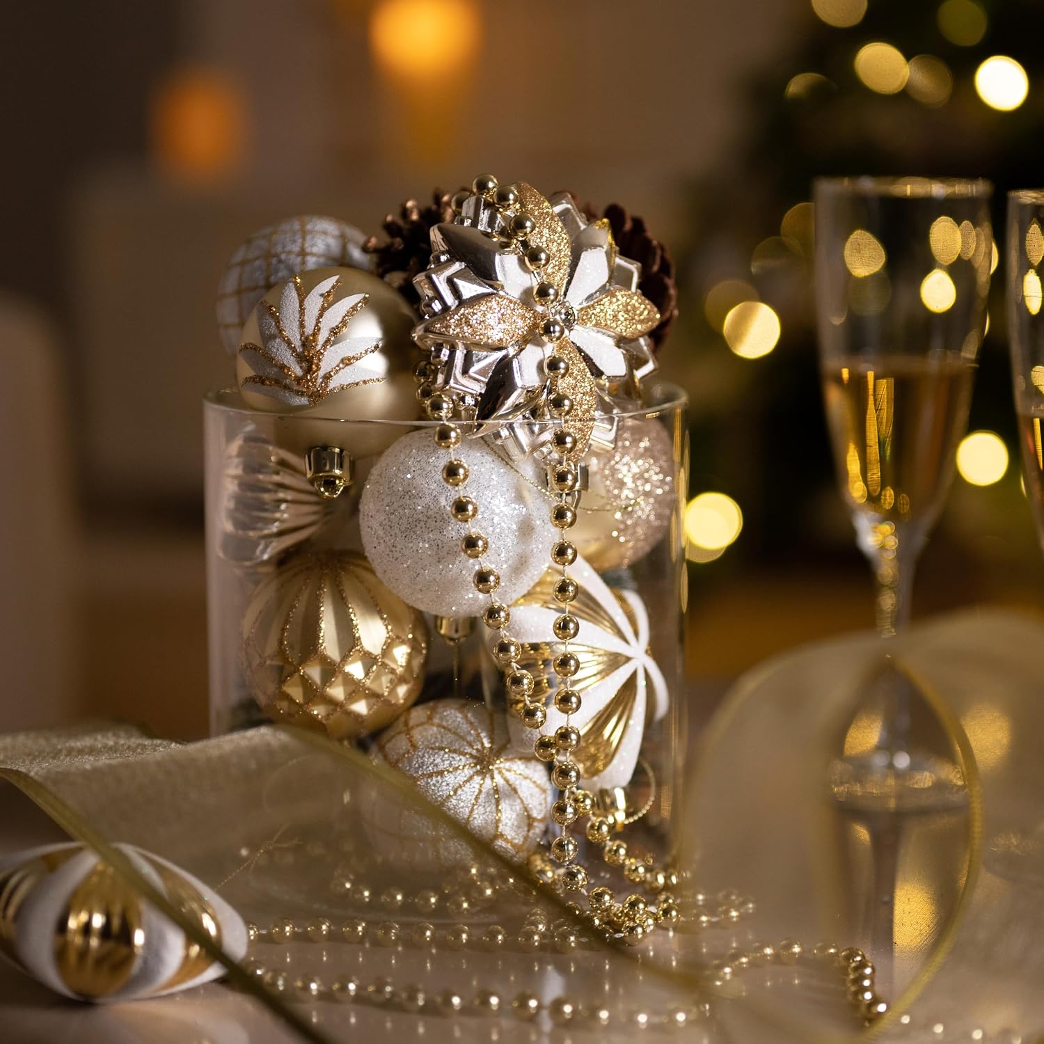 Christmas Tree Ornaments, 130ct White and Gold Shatterproof Christmas Tree Decorations, Elegant Hanging Ball