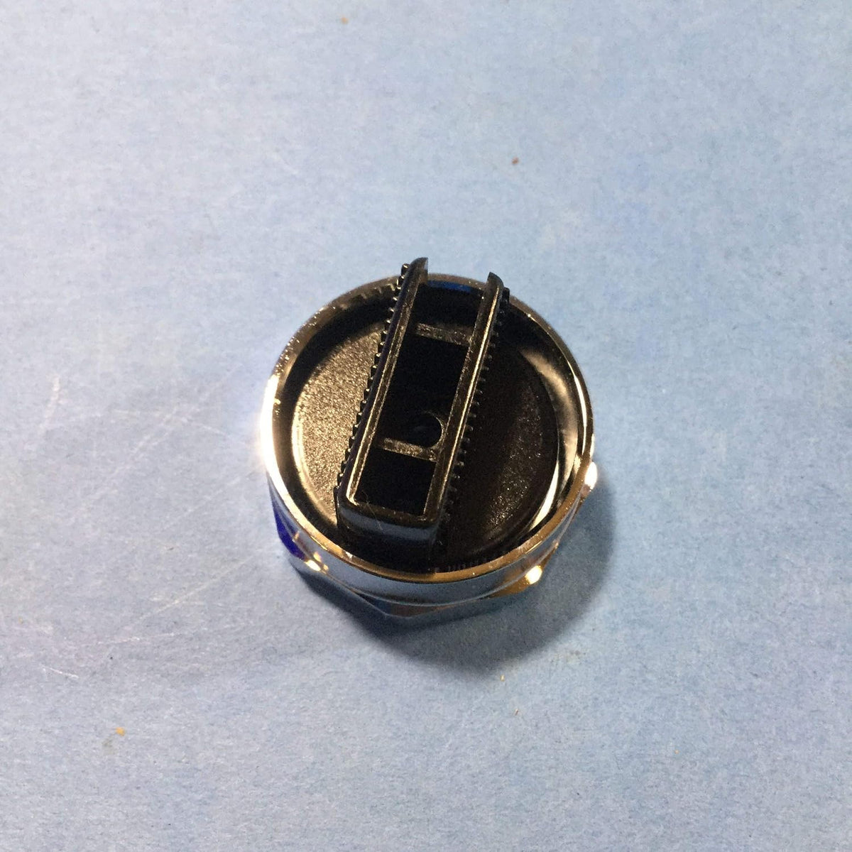 IDEC ASW210 1 Normally Open Contact, 2 Position, 22 MM Diameter, KNOB Operator, MAINTAINED, SELECTOR Switch, TW Series