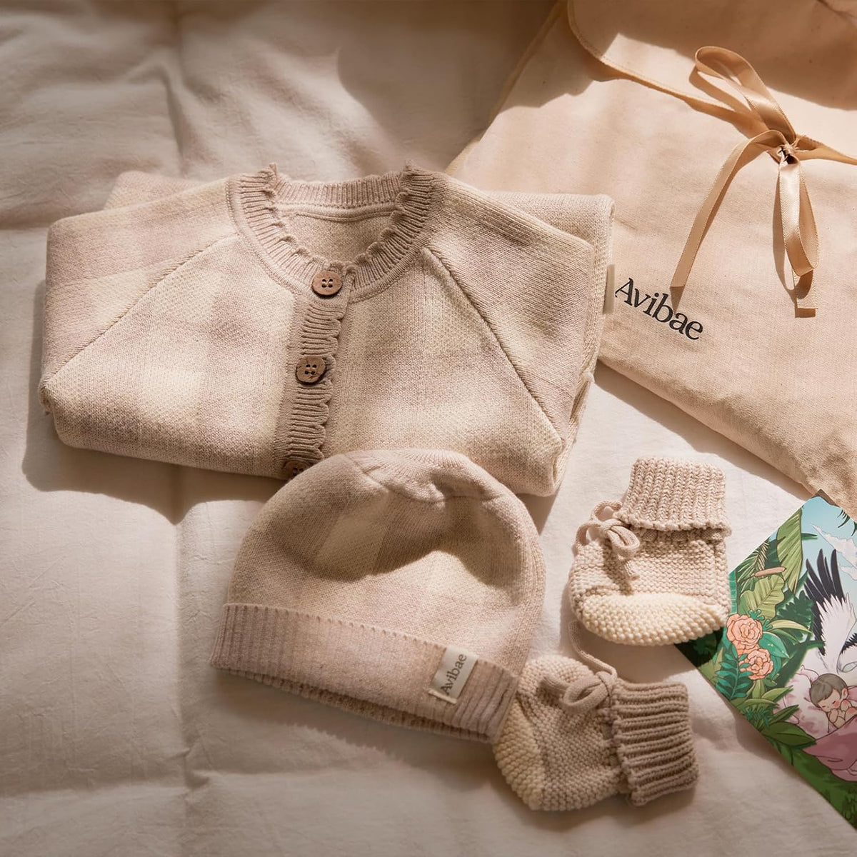 3-Piece Cotton Newborn Baby Set with Knit Outfit, Hat, Booties