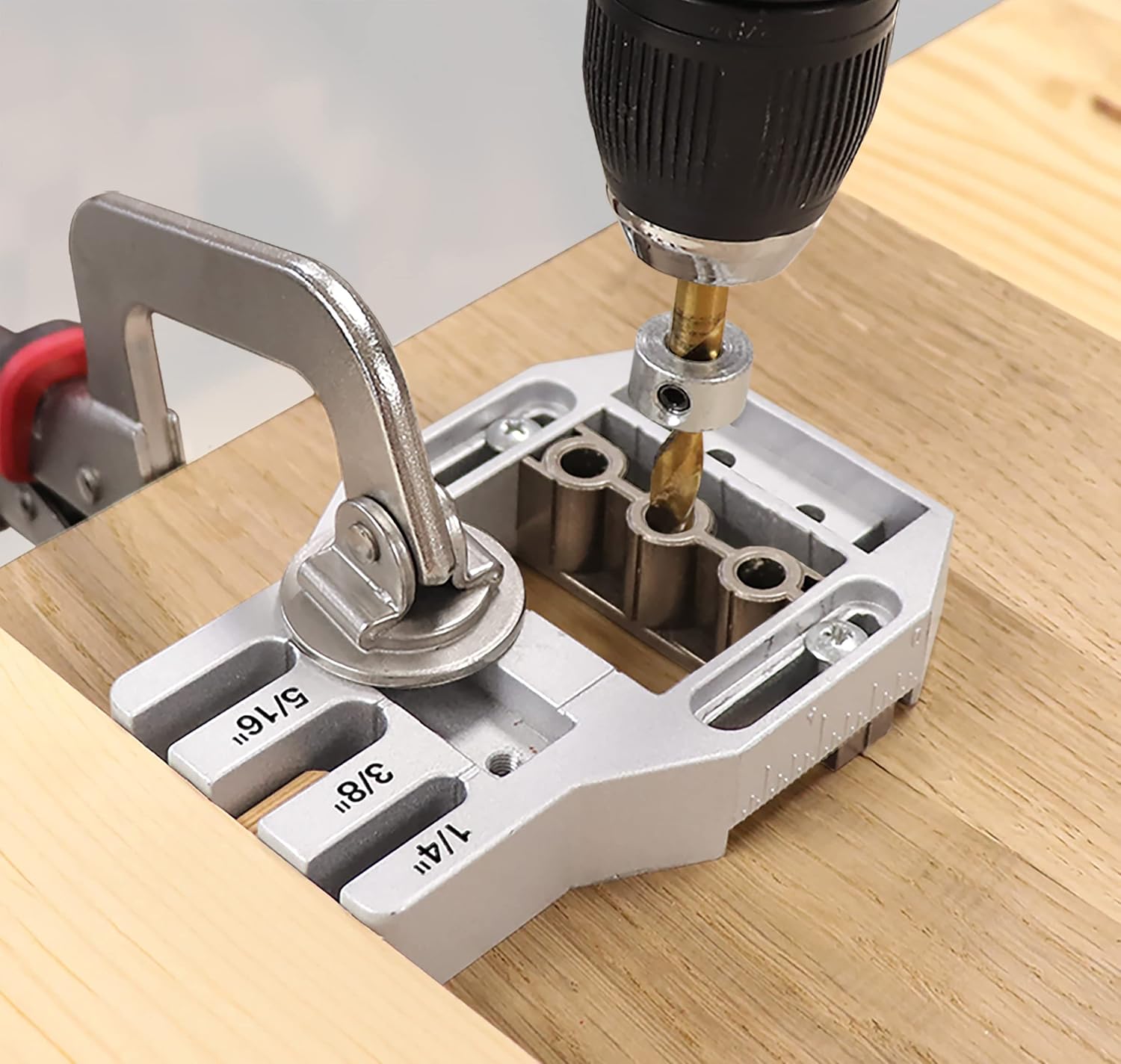 1334 Joint Master – Self-Clamping Aluminum Doweling Jig. Creates Edge, Corner, and Surface Joints. Includes Centering