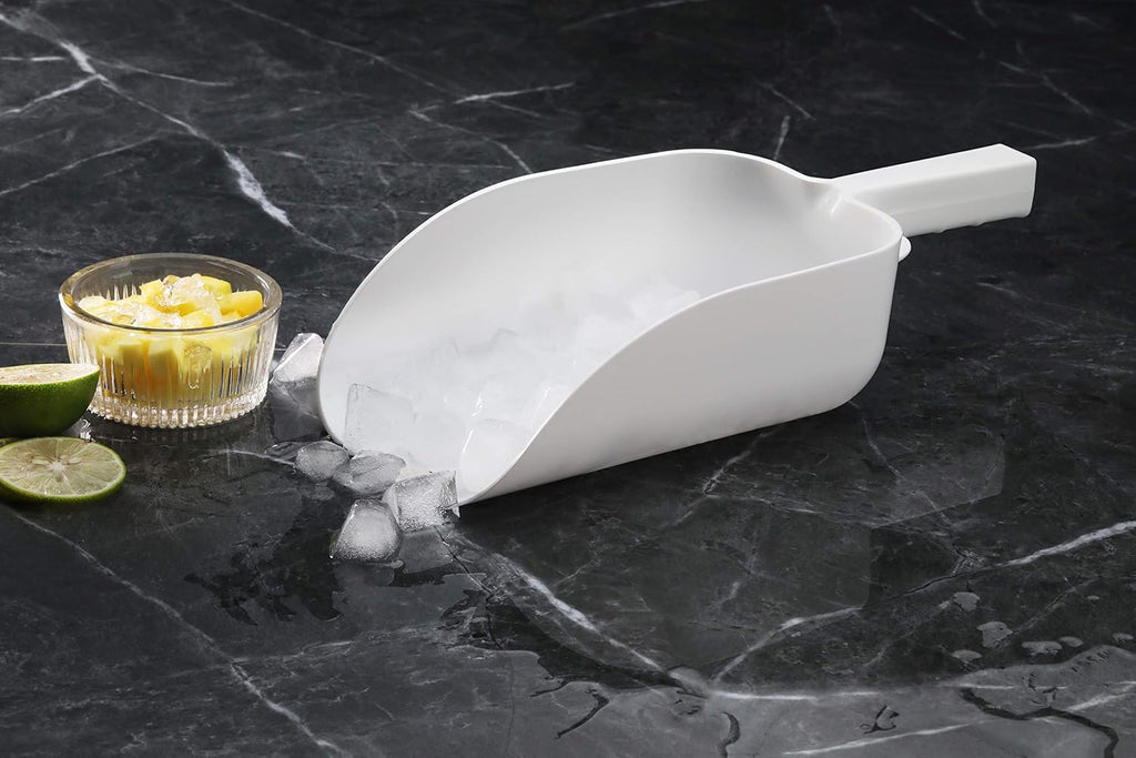 Polycarbonate Plastic Utility Ice Scoop, White, 64 oz