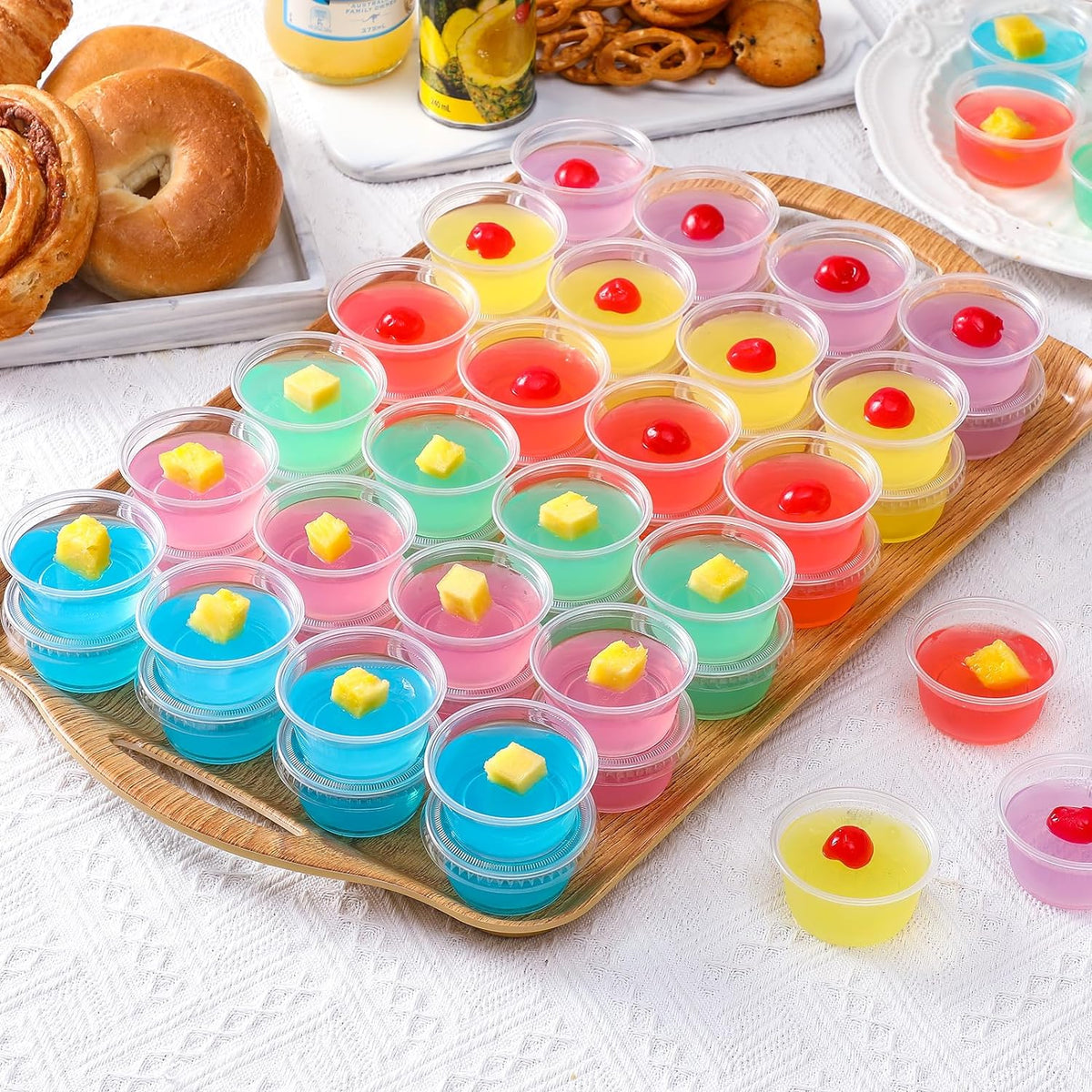400 Set 2 oz Jello Shot Cups with Lids, Stackable Food Safe Disposable Plastic Portion Condiment Dipping Sauce Cups