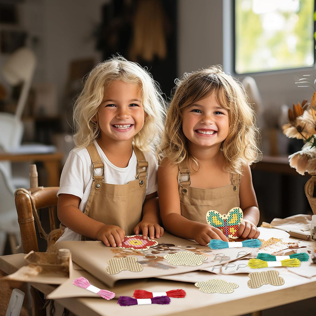 Wooden Cross Stitch Kits for Kids, Make Your Own 6 Cross Stitching Keyrings, Wood Sewing Kit, Arts & Crafts