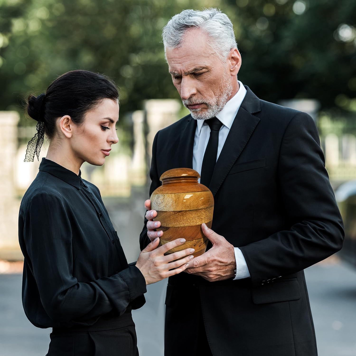 Handcrafted Mango Wood Urn for Human Ashes – Large Wooden Cremation Urn for Adult Men & Women – Natural Memorial Urn