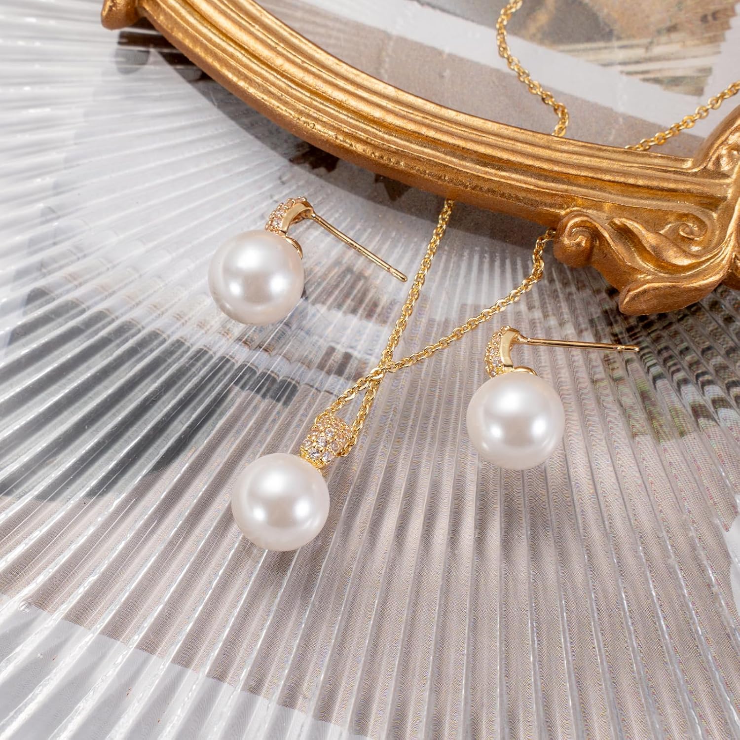 Classic Pearl Jewelry Set for Women – Elegant Pearl Necklace and Earrings Set with 14K Gold Plated Silver Chain
