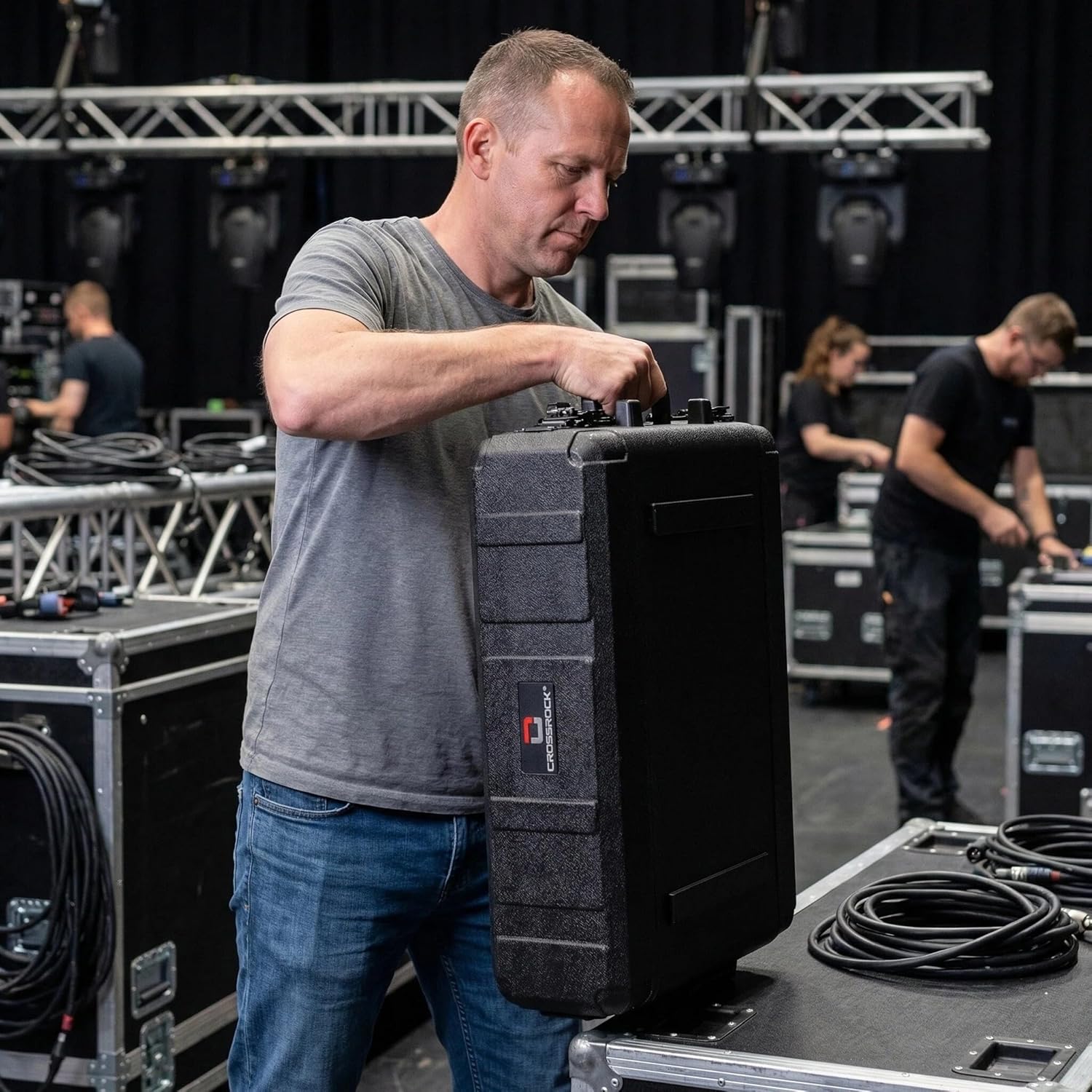 5U Rack Case 13.7" | Complete Wireless System Case, Adjustable Rails 9"–13", Extra-Deep Lids, Watertight PE