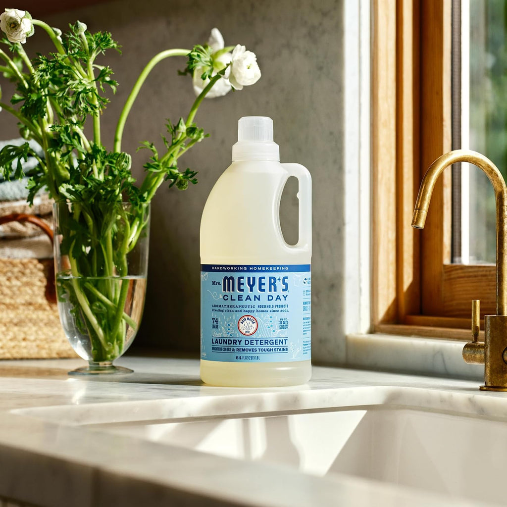 CLEAN DAY Laundry Detergent, Rain Water Scent, 64 Ounce Bottle