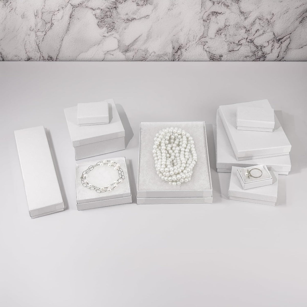 TheDisplayGuys 25 Cardboard Jewelry Gift Boxes with Inserts - Matte White